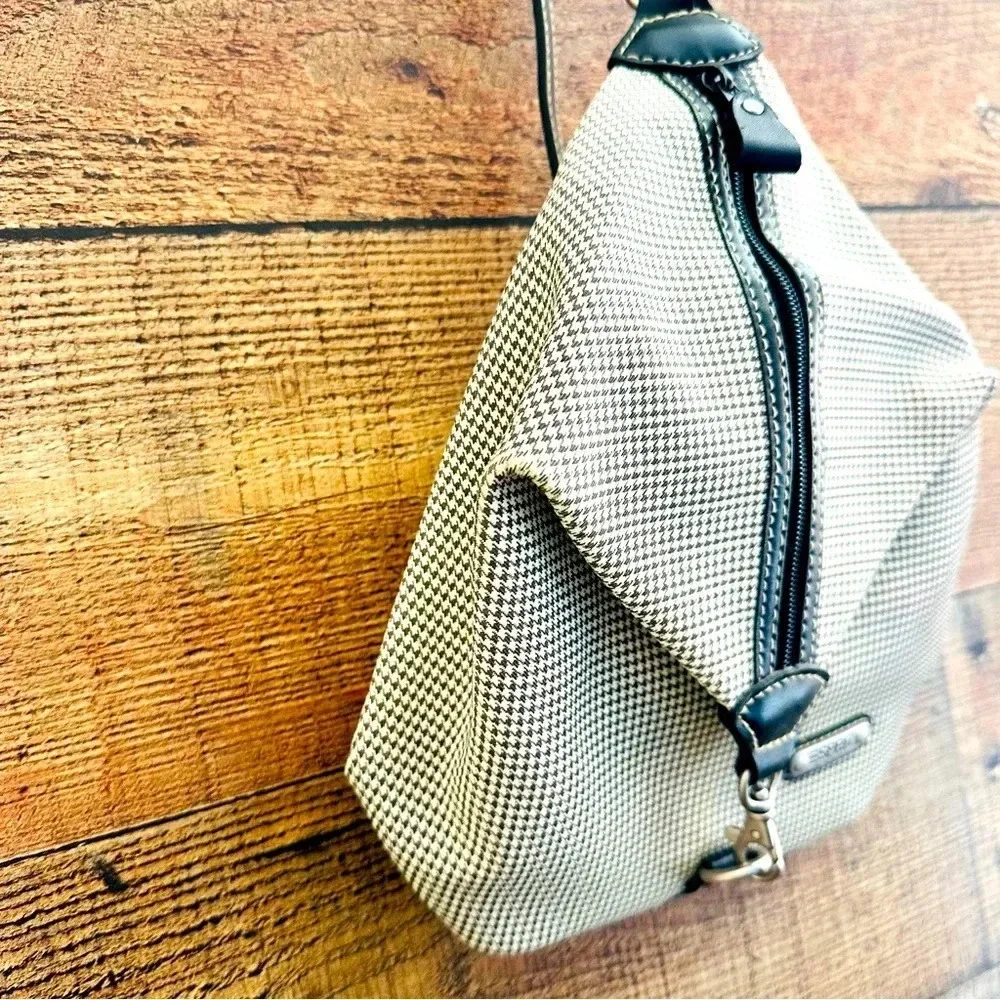 Esprit 90’s Vintage Houndstooth Convertible Backpack